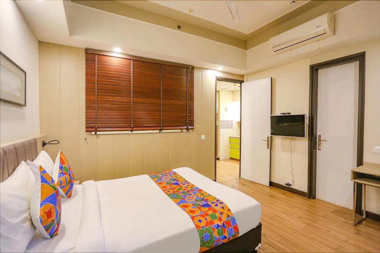 Fabhotel Sapphire 83 Gurgaon Hotel