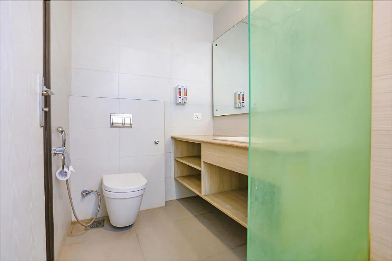 Hotel Fabhotel Sapphire 83 Gurgaon